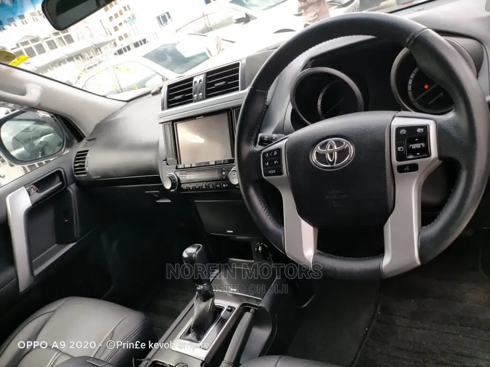Toyota Land Cruiser Prado 2015 Pearl