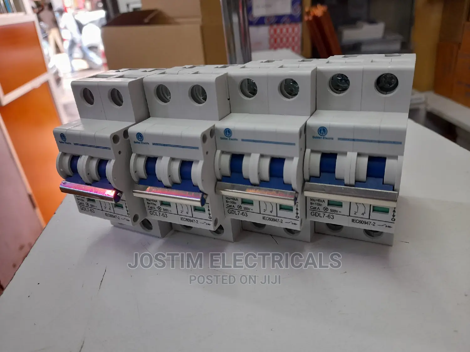 Direct Current Circuit Breakers