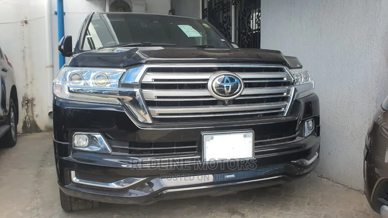 Toyota Land Cruiser 2016 Black