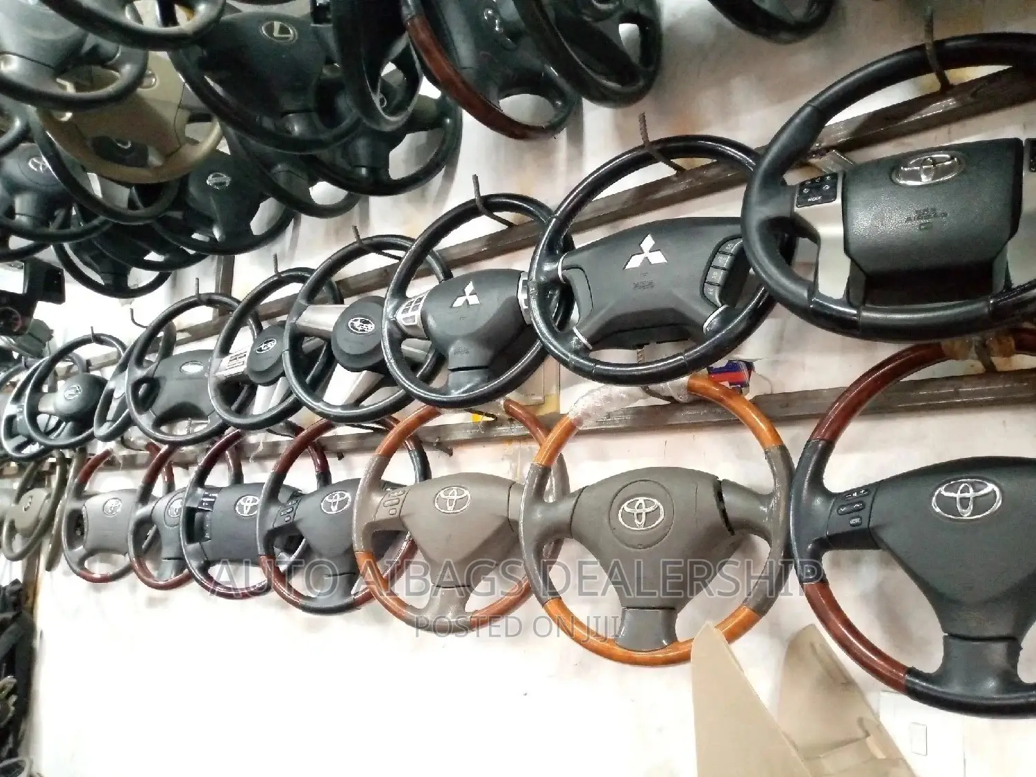 Stearings for All Kind of Vehicles.