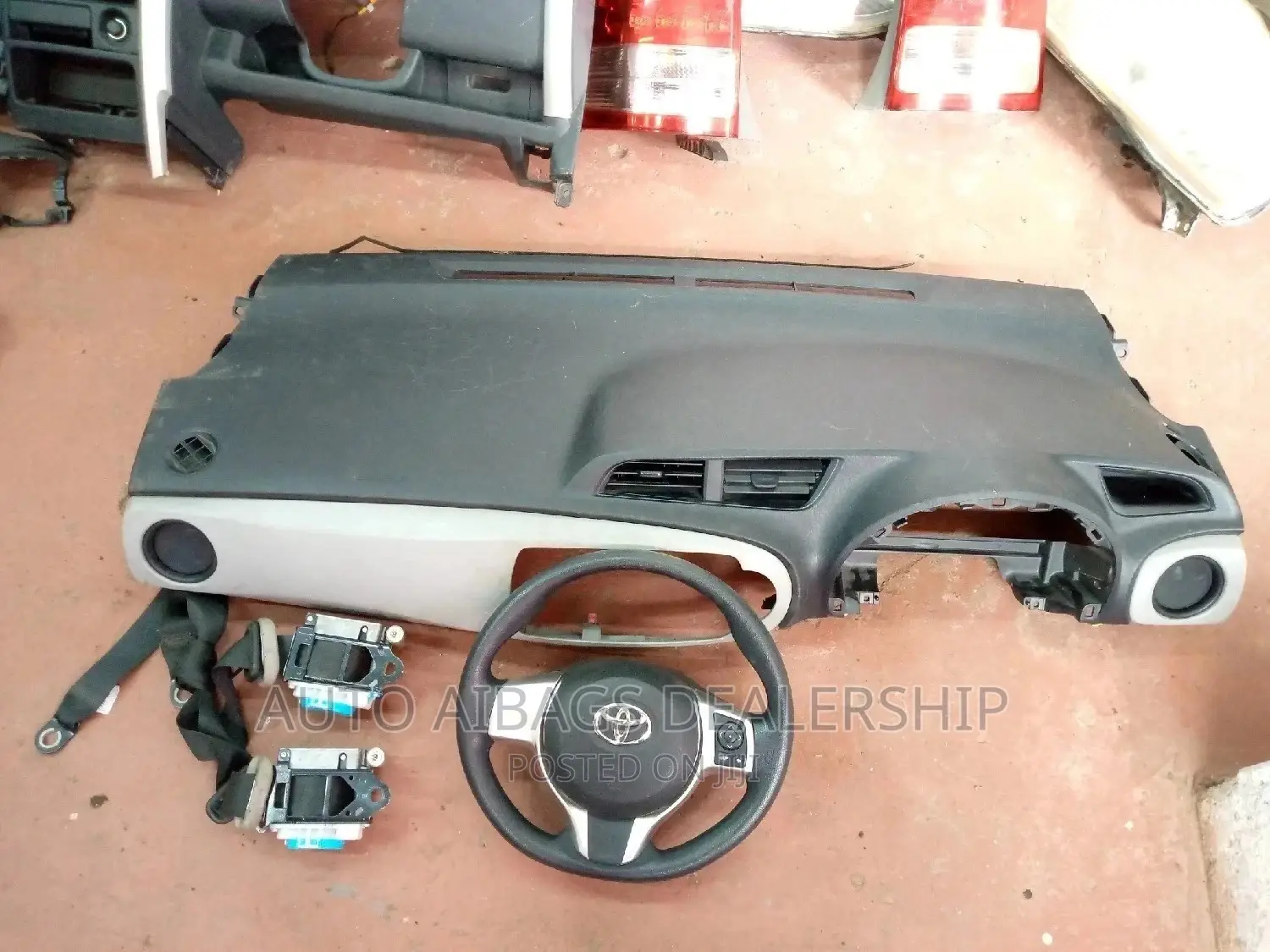 Dashboard,Stearing and Seatbelts Toyota Vits New.