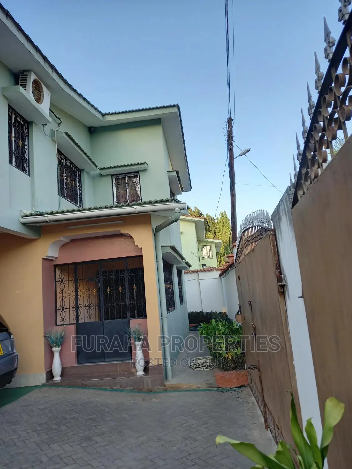 3bdrm Maisonette in Bombolulu Estate for sale