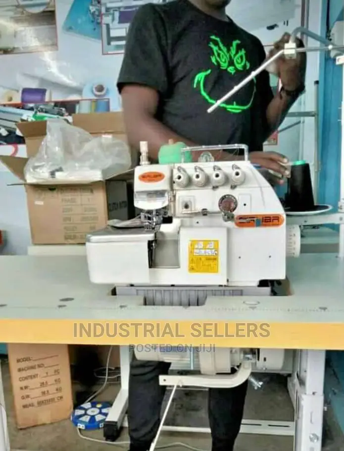 Heavy-Duty Overlock Sewing Machine