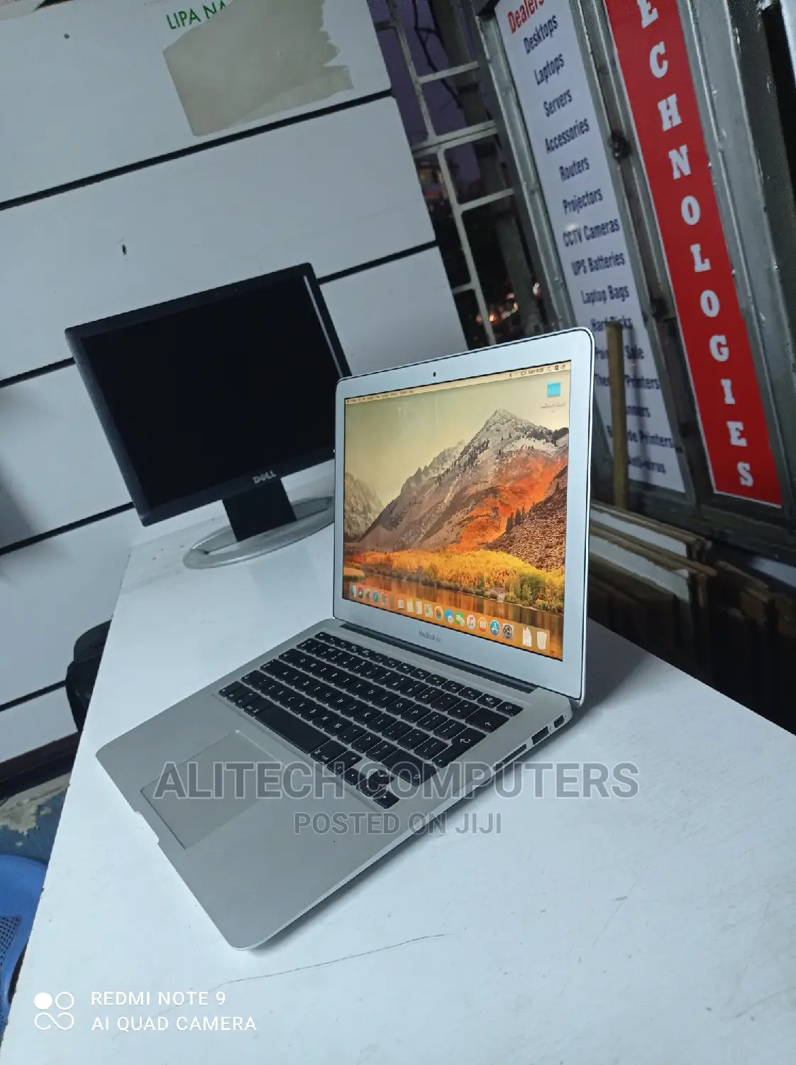 Laptop Apple MacBook Air 4GB Intel Core I5 SSD 250GB