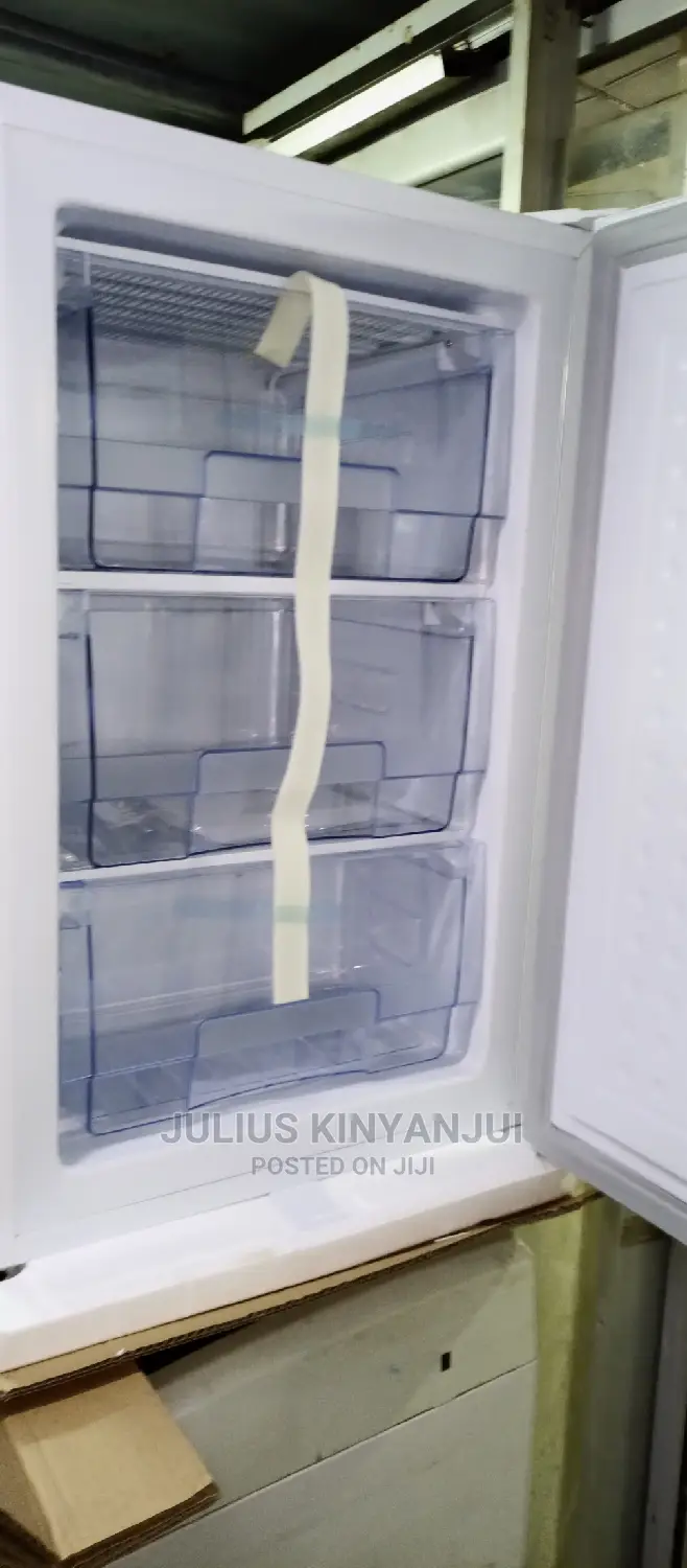 Upright Freezer 100L
