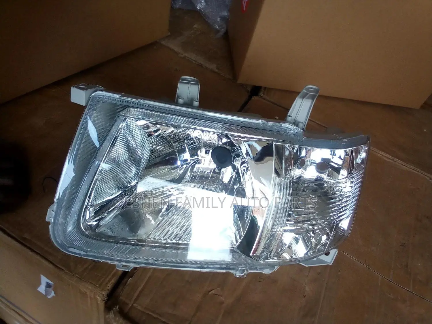Succeed Headlight