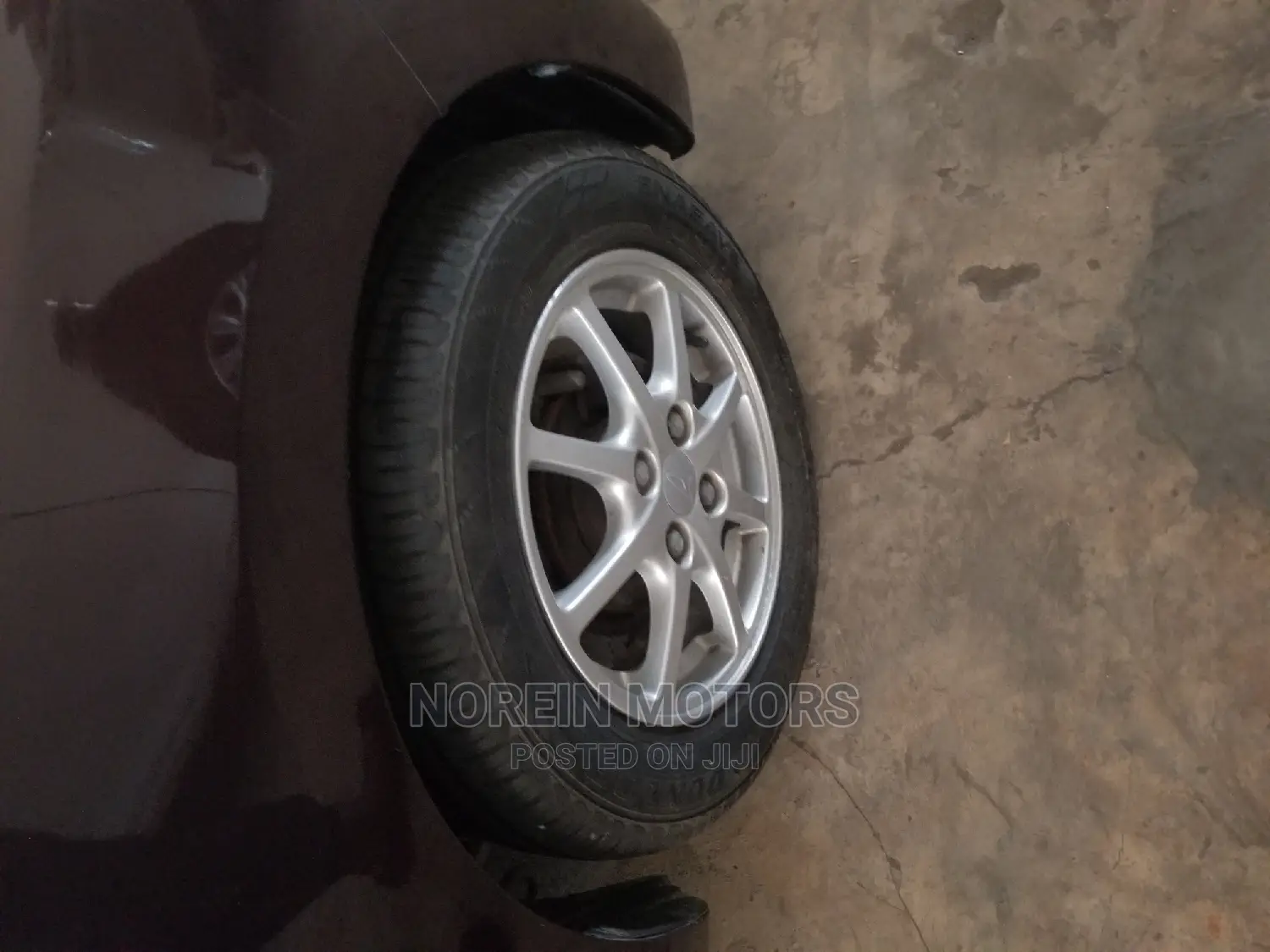 Daihatsu Mira 2014 Purple