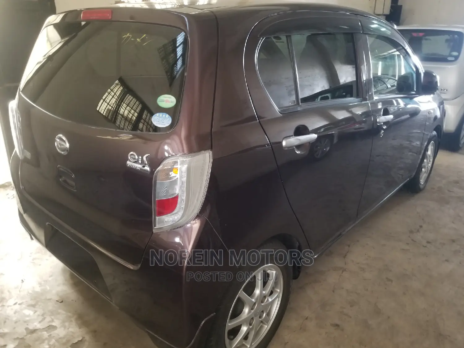 Daihatsu Mira 2014 Purple