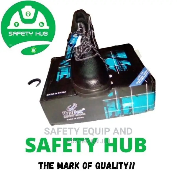 Vaultex Safety Footwear/ Safety Boots/ Safety Shoes