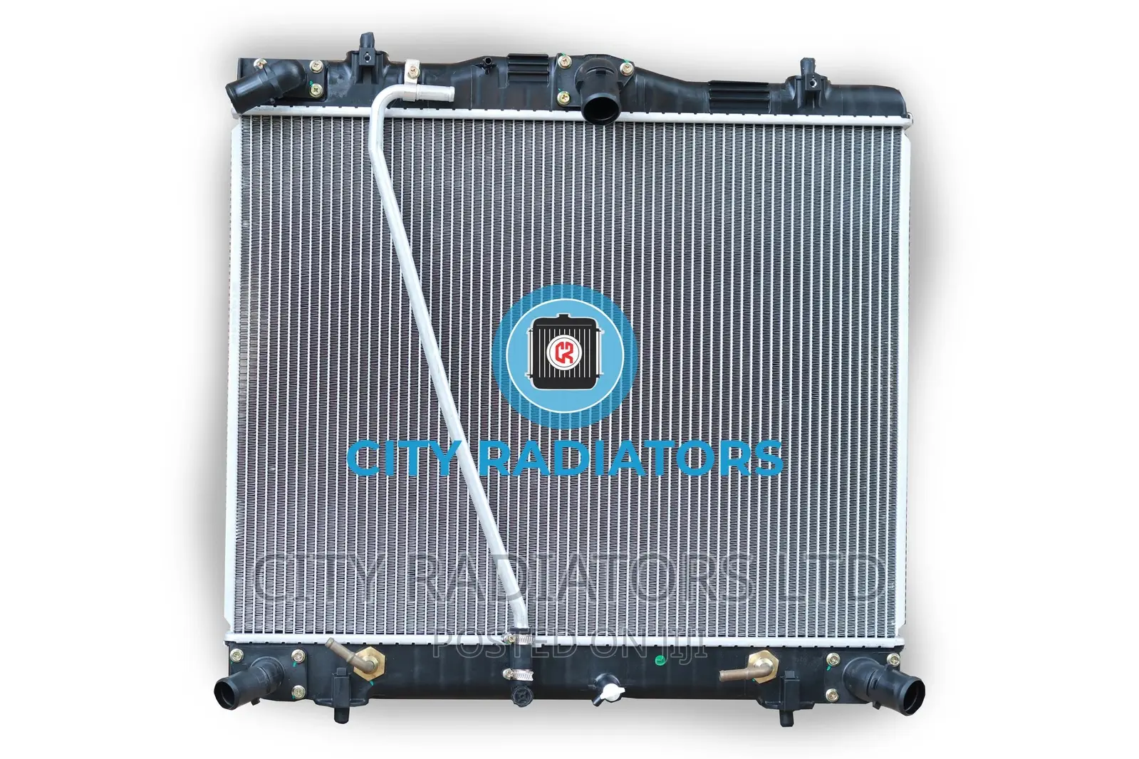 Toyota Hiace 7l New Aluminium Plastic Radiator on Sale