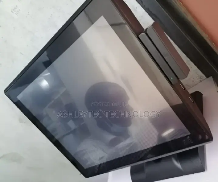 All in One 4GB Ram 320gb HDD 2.0ghz With MSR Reader
