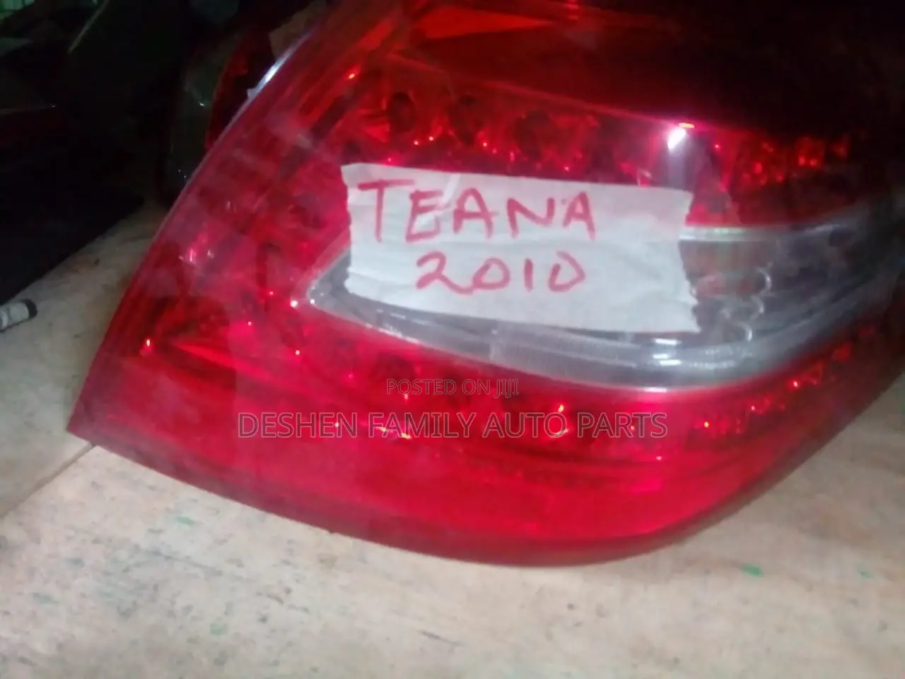 Teana 2010 Back Light