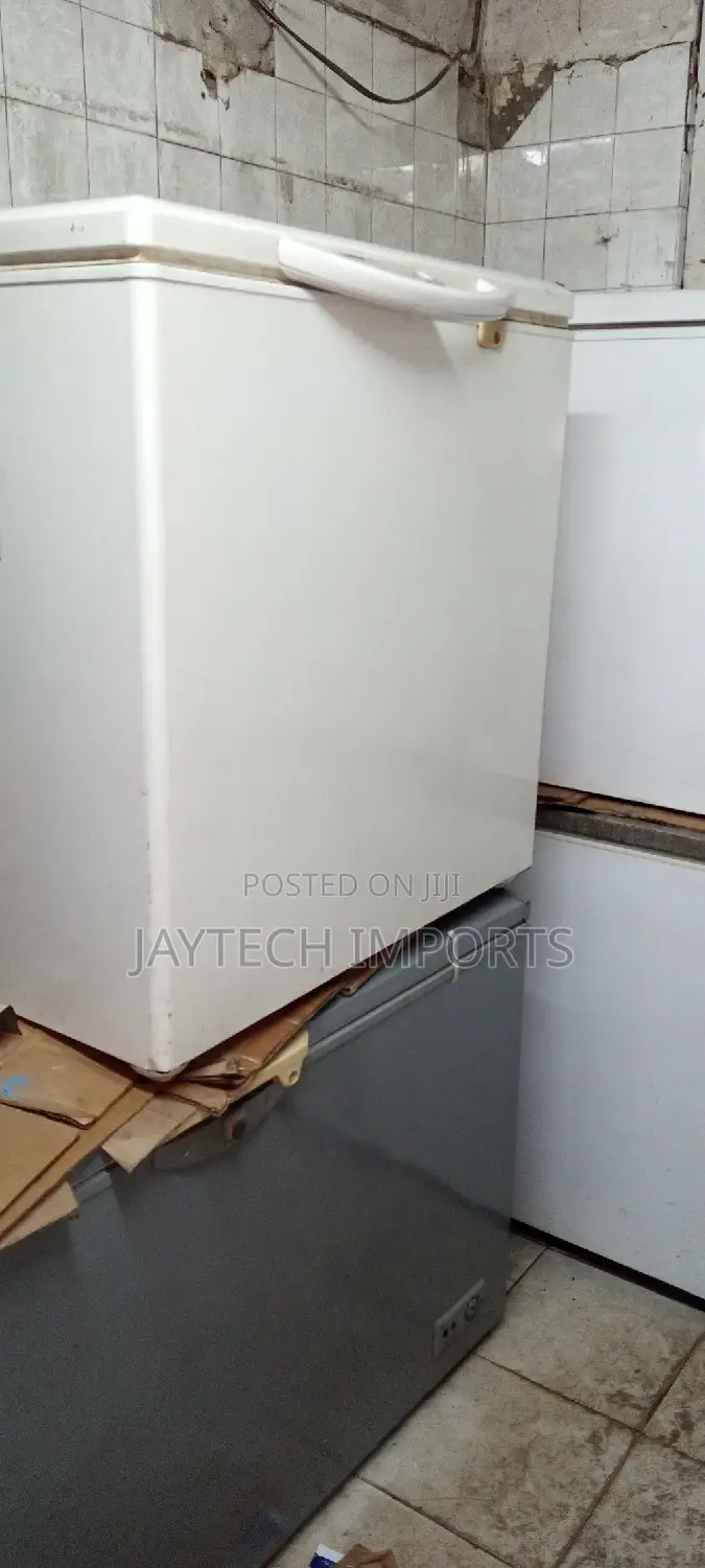Closed Deep Freezers