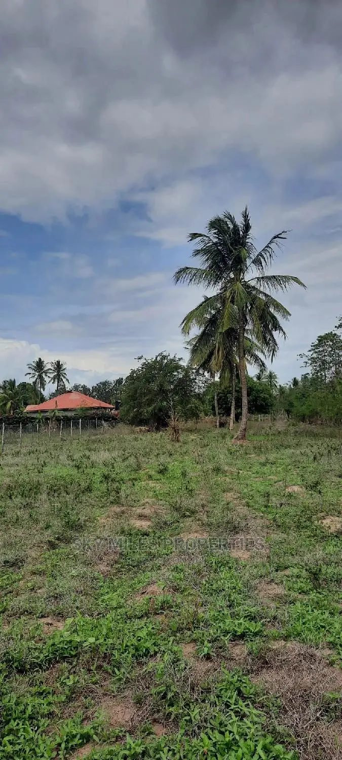 Bomani/Kikambala 1 Acre Land on Sale