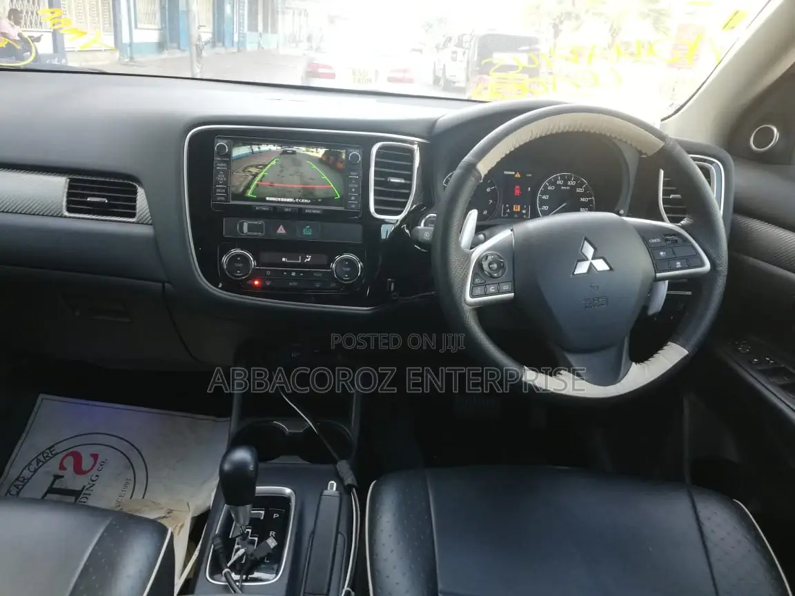 Mitsubishi Outlander 2014 Black