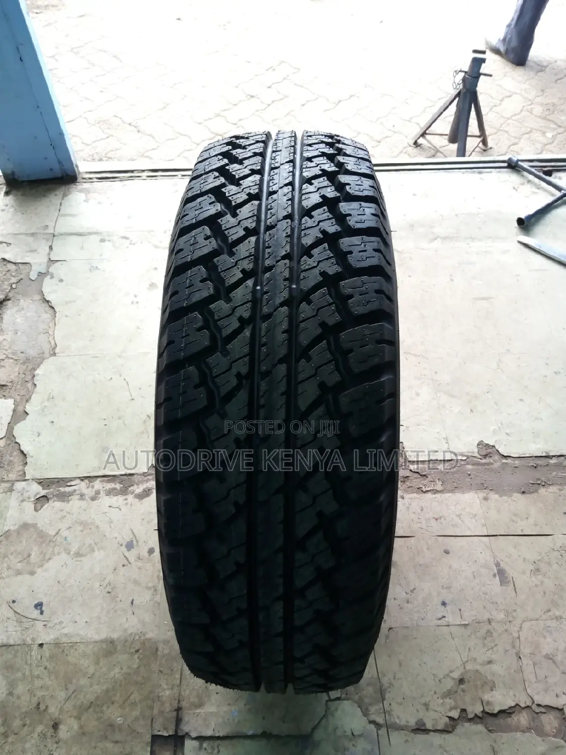 235/75r15 ANTARES Tyre