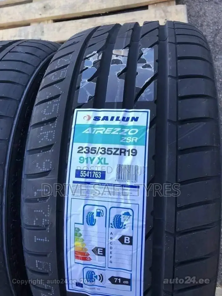 235/35 R19 Sailun Tyre Made in China Nylon