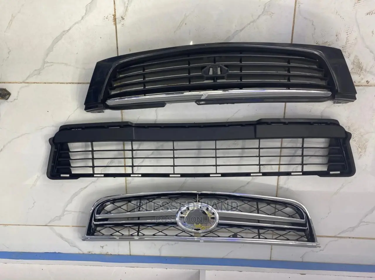 Grill for Fielder,Axio, Corolla,Prado,Hillux,Nze,