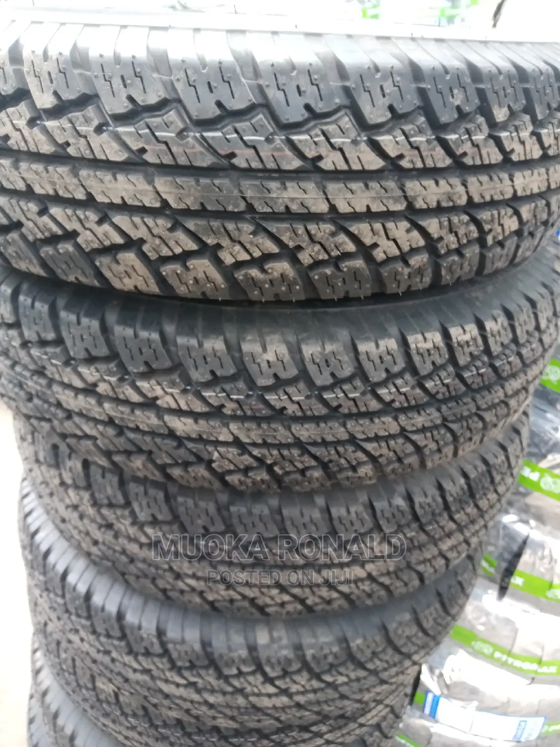 205/80r16c Maxtrec Tyre (A/T) Lt