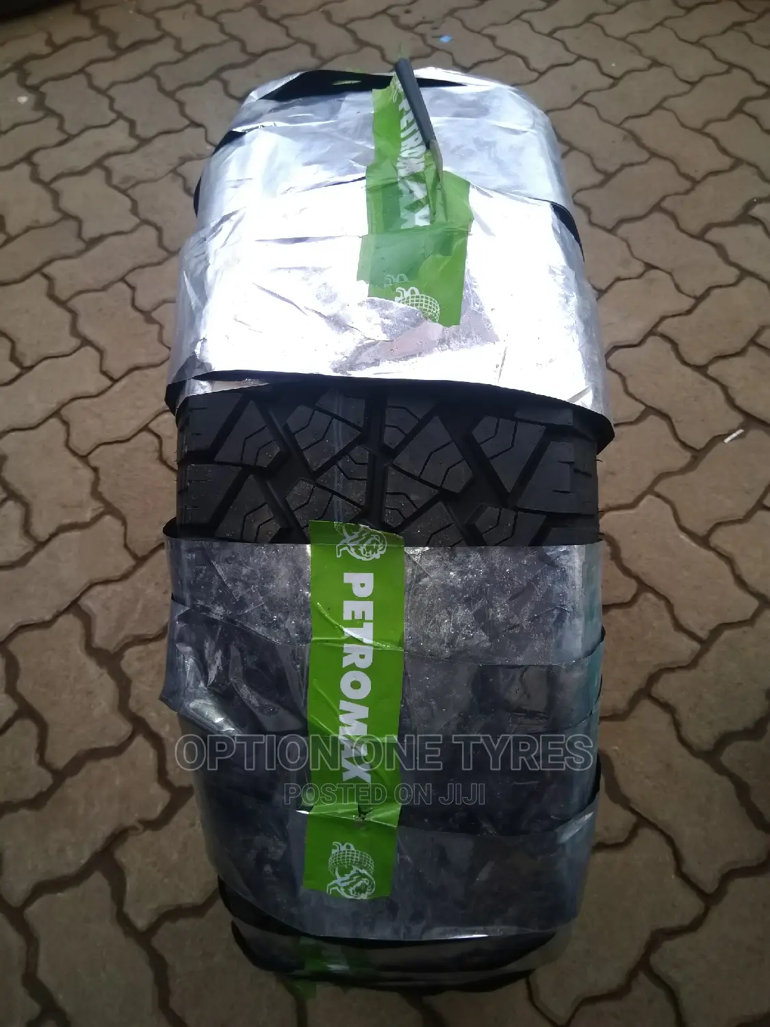 Petromax Tyres for Sale Size 31×10.50R15LT
