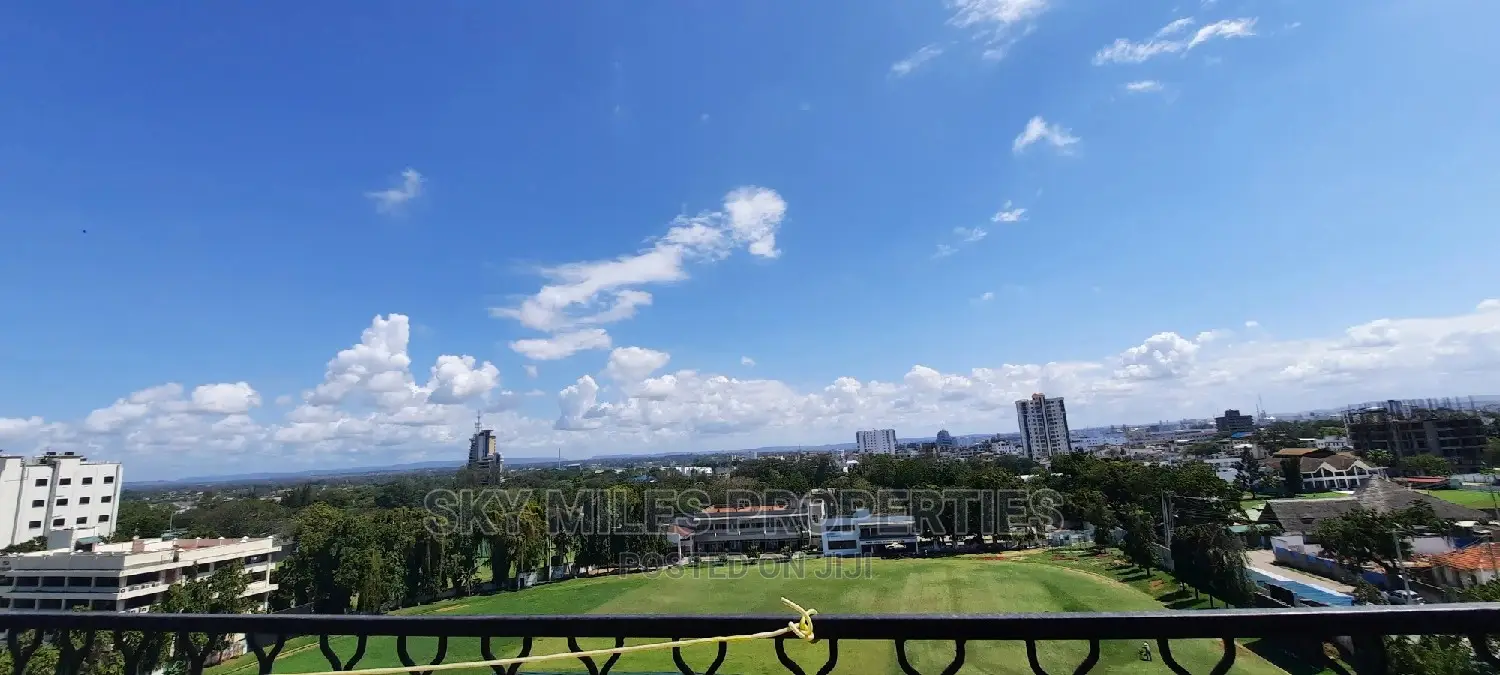 3bdrm Apartment in Biashara Building, Mombasa CBD for Sale