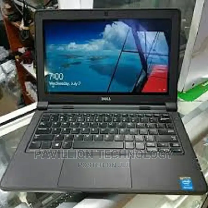 Laptop Dell Inspiron 11 3162 4GB Intel Pentium HDD 320GB