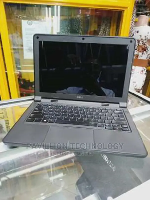 Laptop Dell Inspiron 11 3162 4GB Intel Pentium HDD 320GB
