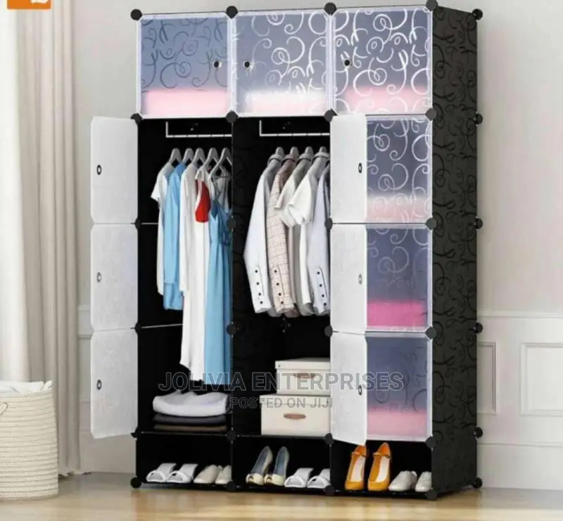 Wardrobe (Plastic)