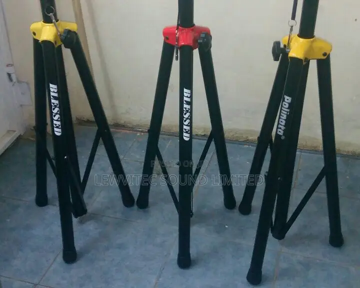 Speaker Stand