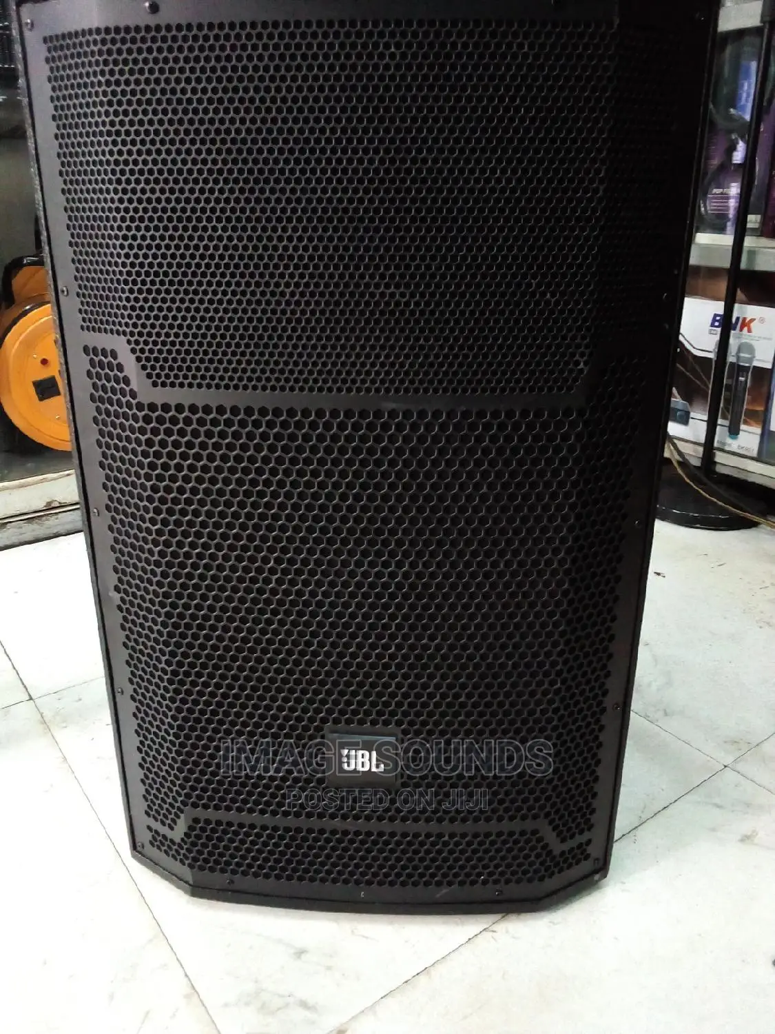 Powered Speaker JBL