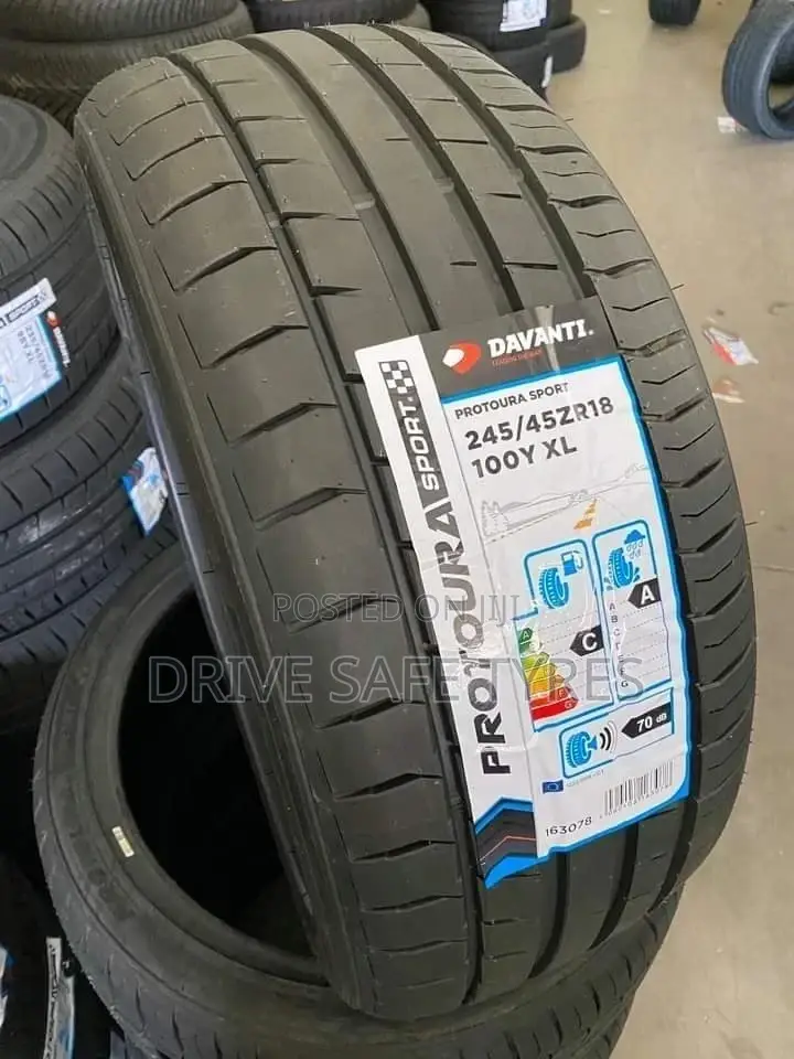 245/45 ZR18 Davanti Tyre Made in China