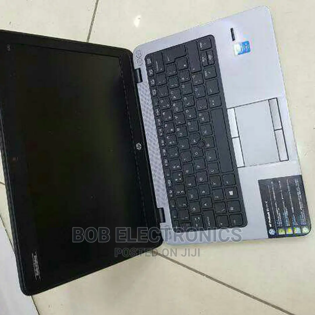Laptop HP EliteBook 820 4GB Intel Core I5 HDD 500GB