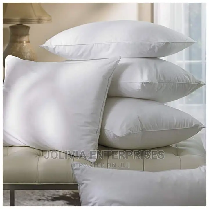 Pillow Fibre Filled White
