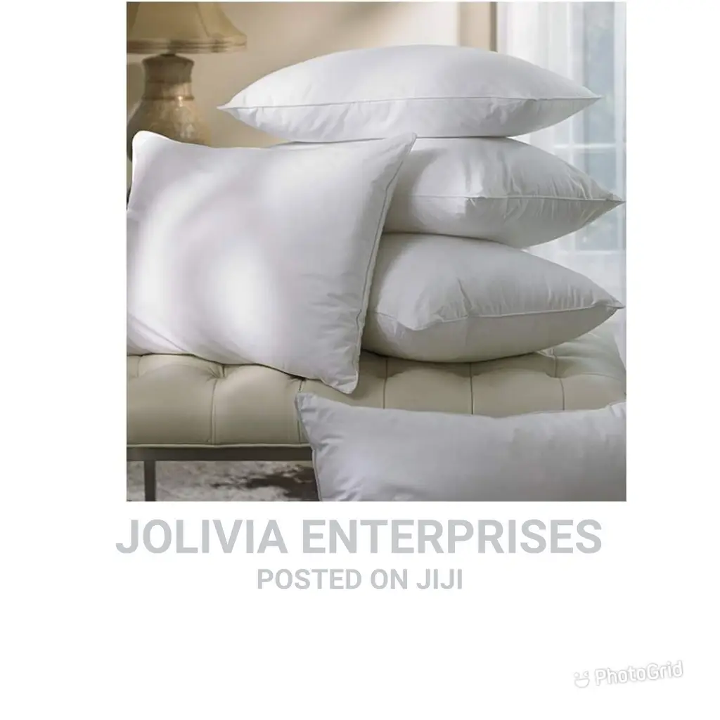 Pillow Fibre Filled White