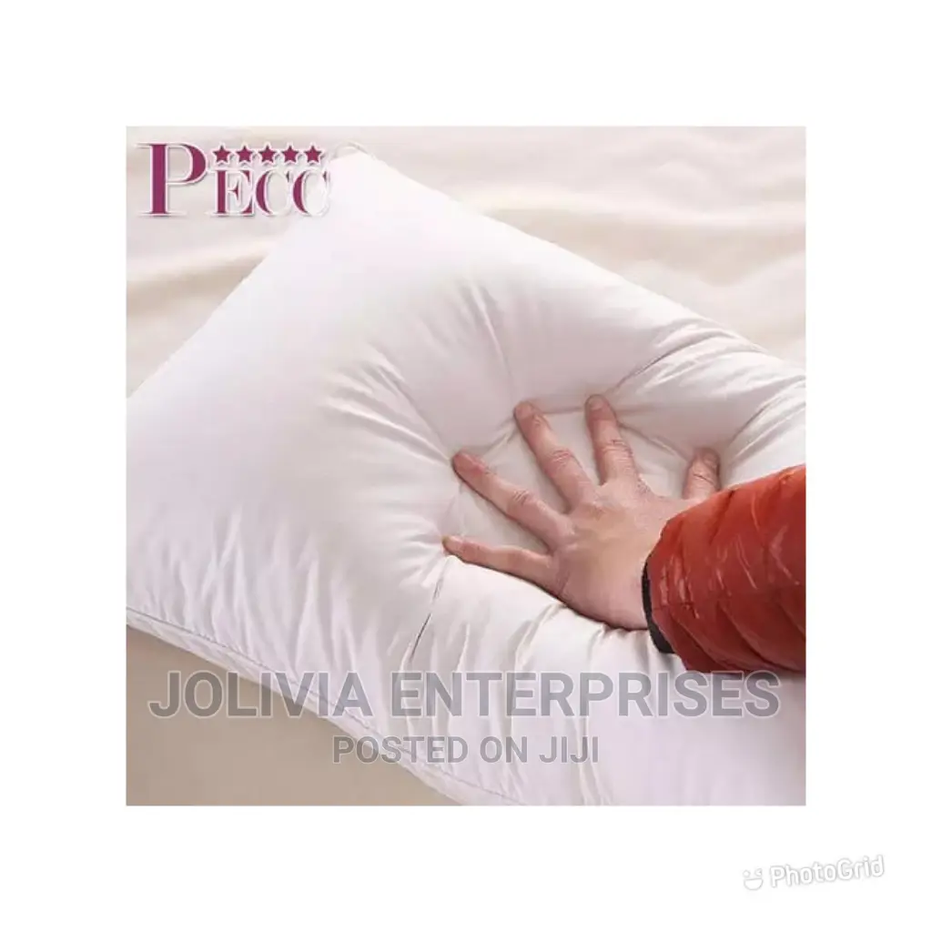 Pillow Fibre Filled White