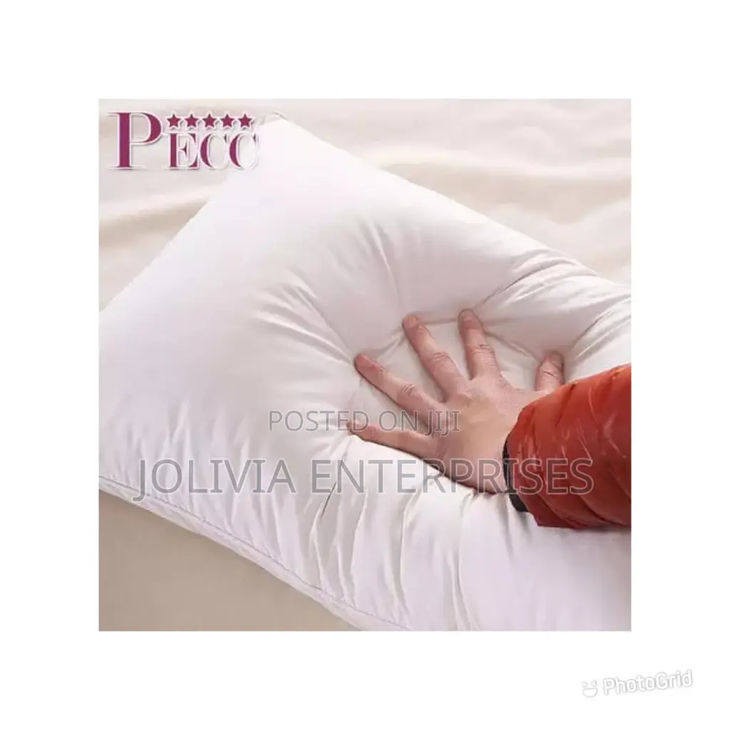 Pillow Fibre Filled White