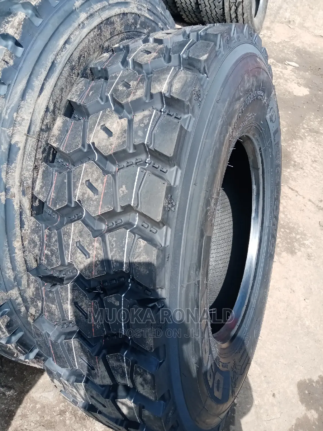 315/80r22.5 Linglong Tyre (20pr) Dip Threads
