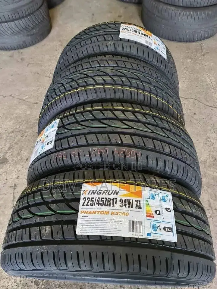 225/45 ZR17 Kingrun Tyre Made in China