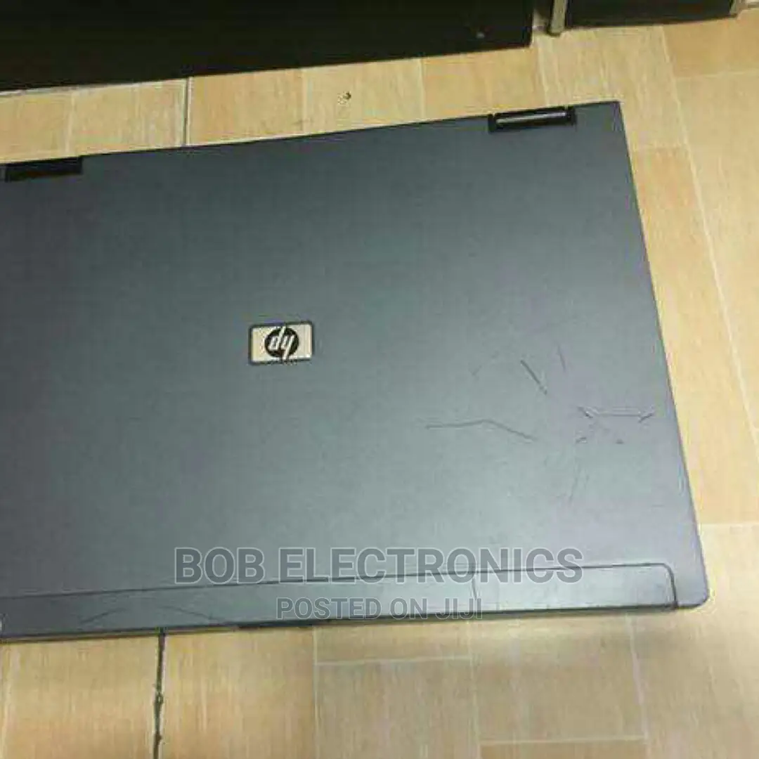 Laptop HP Compaq Presario CQ58 4GB Intel Pentium HDD 320GB