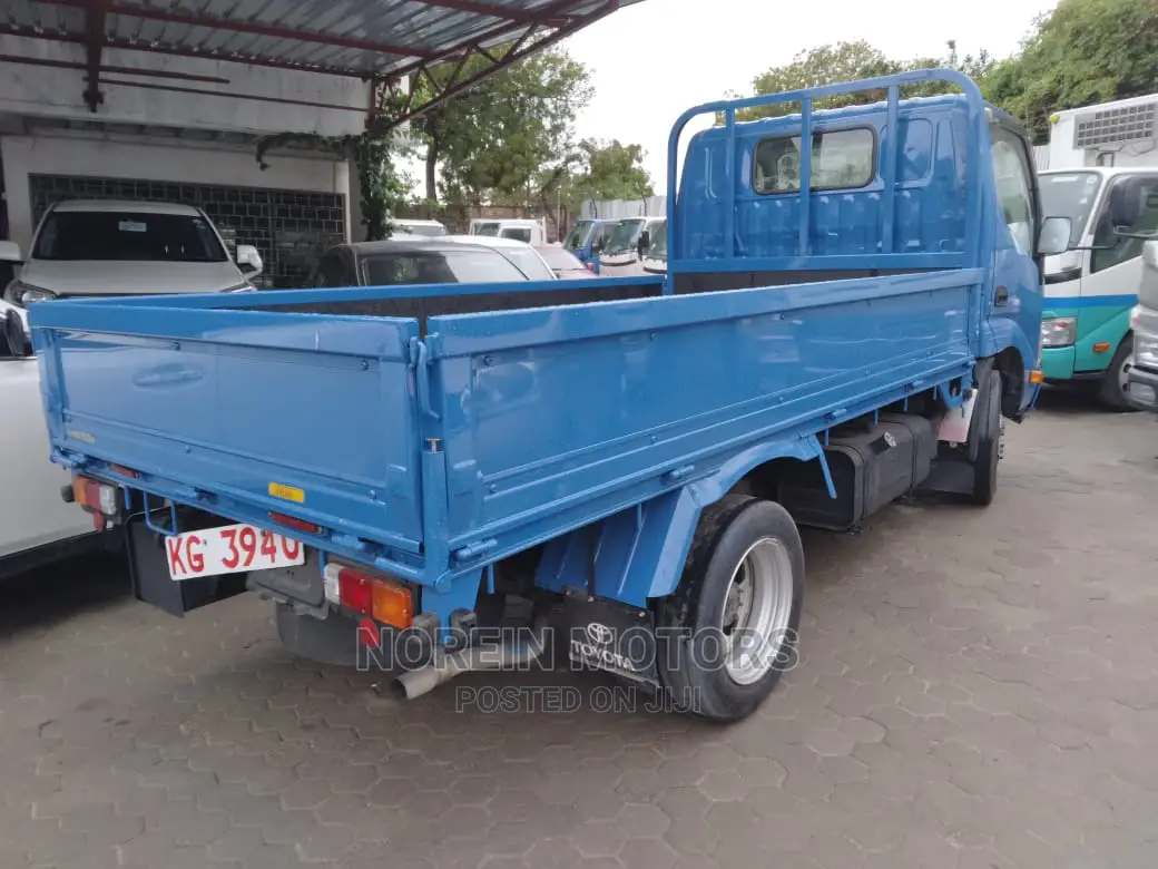 Toyota Toyoace Manual Diesel