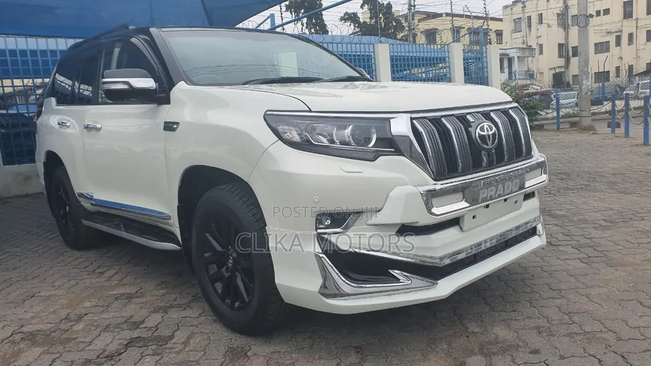 Toyota Land Cruiser Prado 2016 White