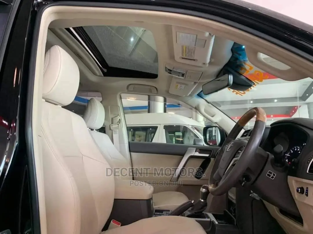 Toyota Land Cruiser Prado 2017 2.7 Black