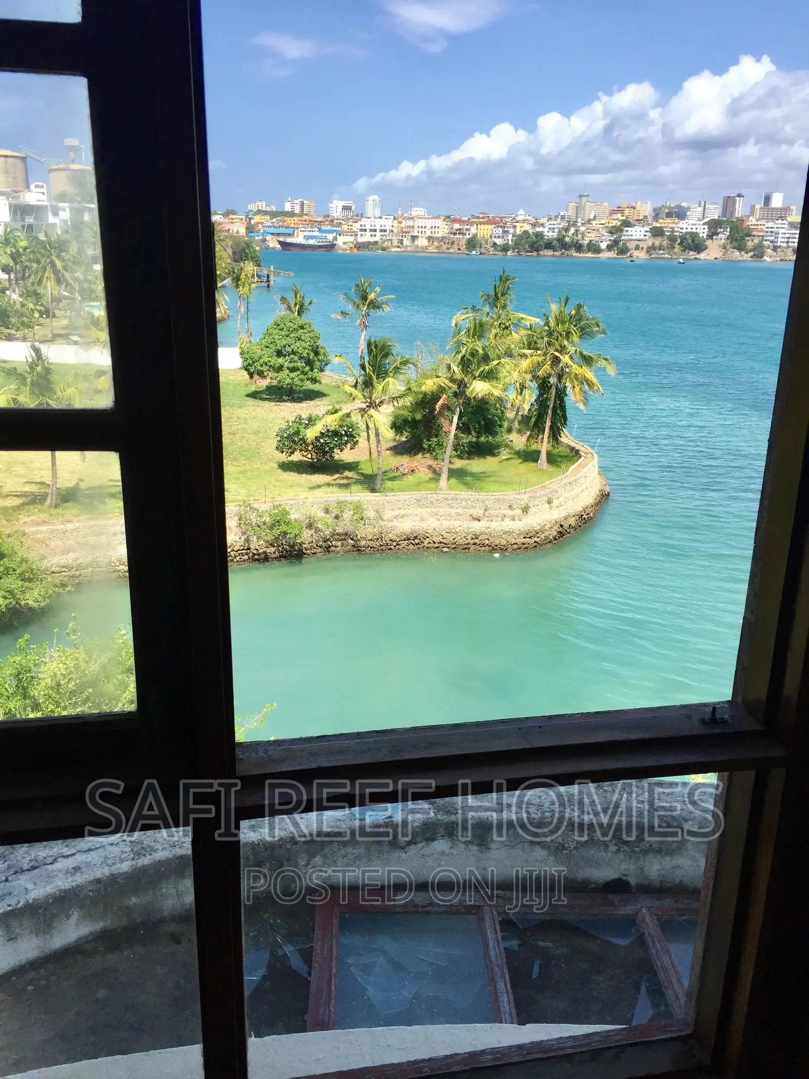 5bdrm Maisonette in Nyali for Sale