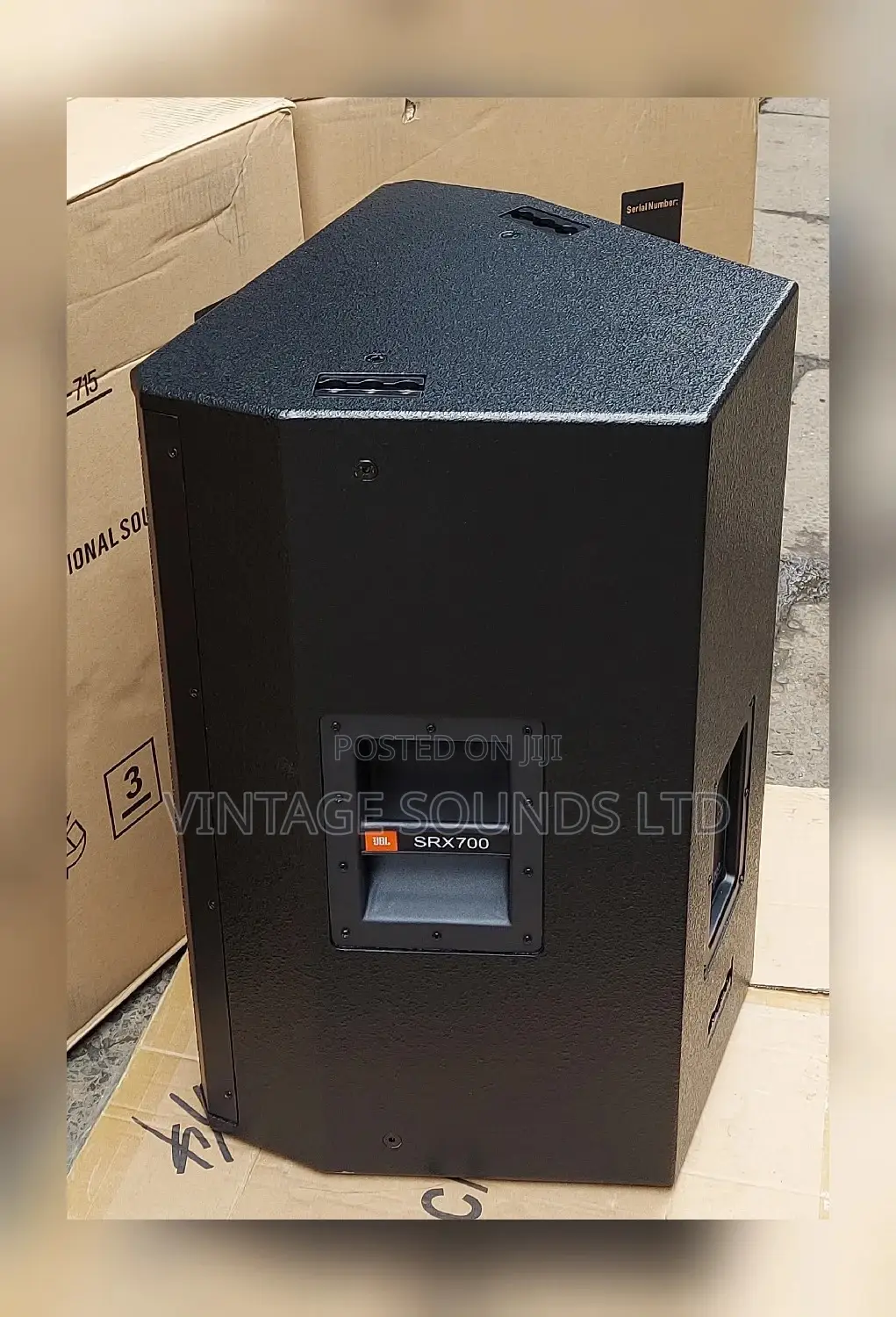 15inch JBL Srx715 Midrange Midbass Speaker. (Single )
