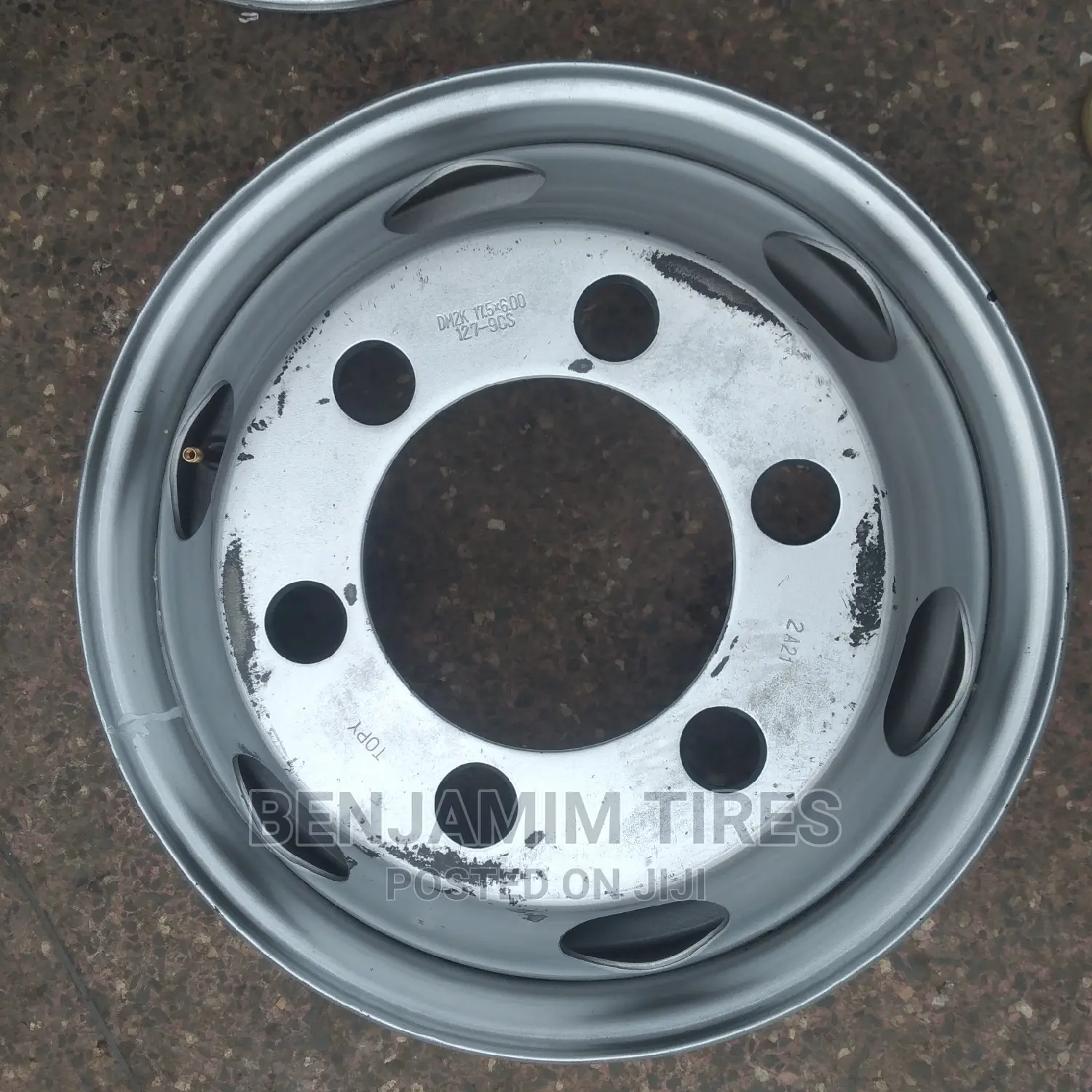 Original Topy Rim Size 9.5R17.5 for Canter Tubeless.