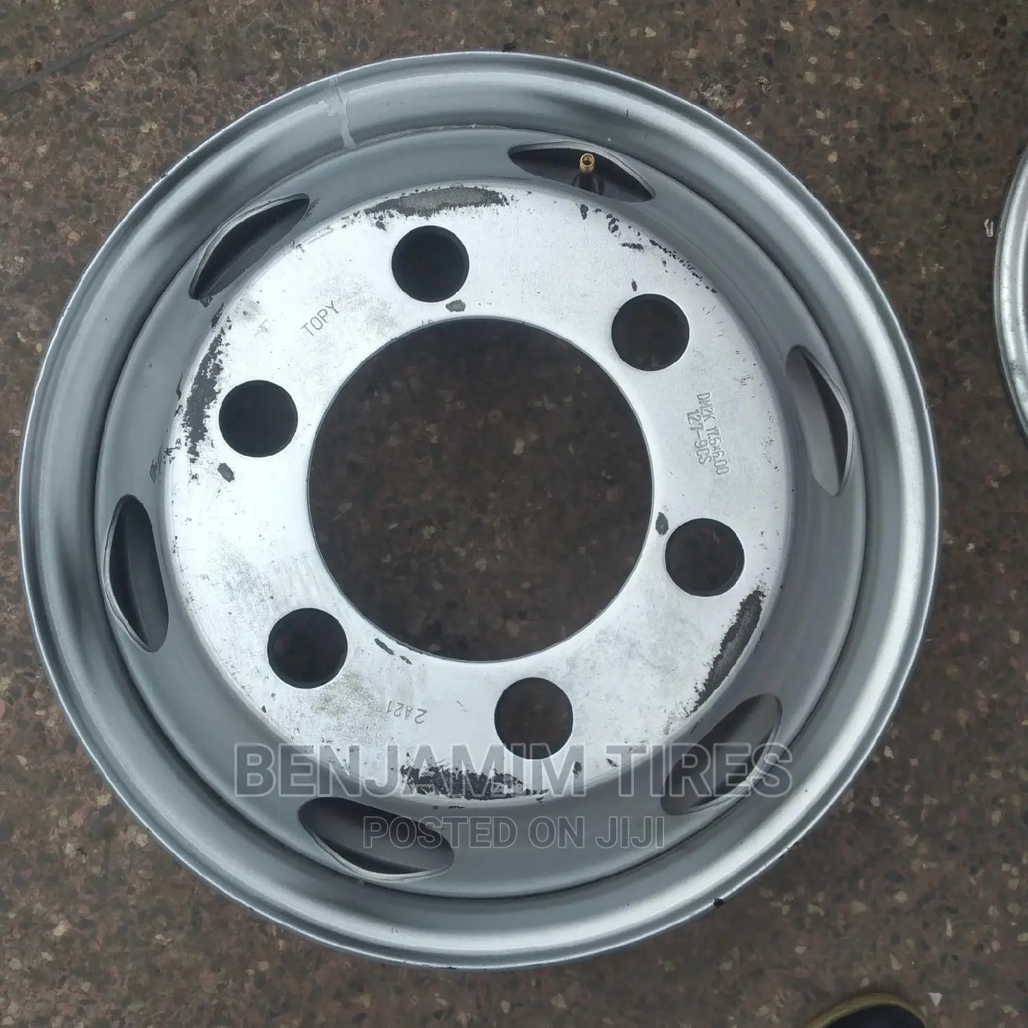 Original Topy Rim Size 9.5R17.5 for Canter Tubeless.