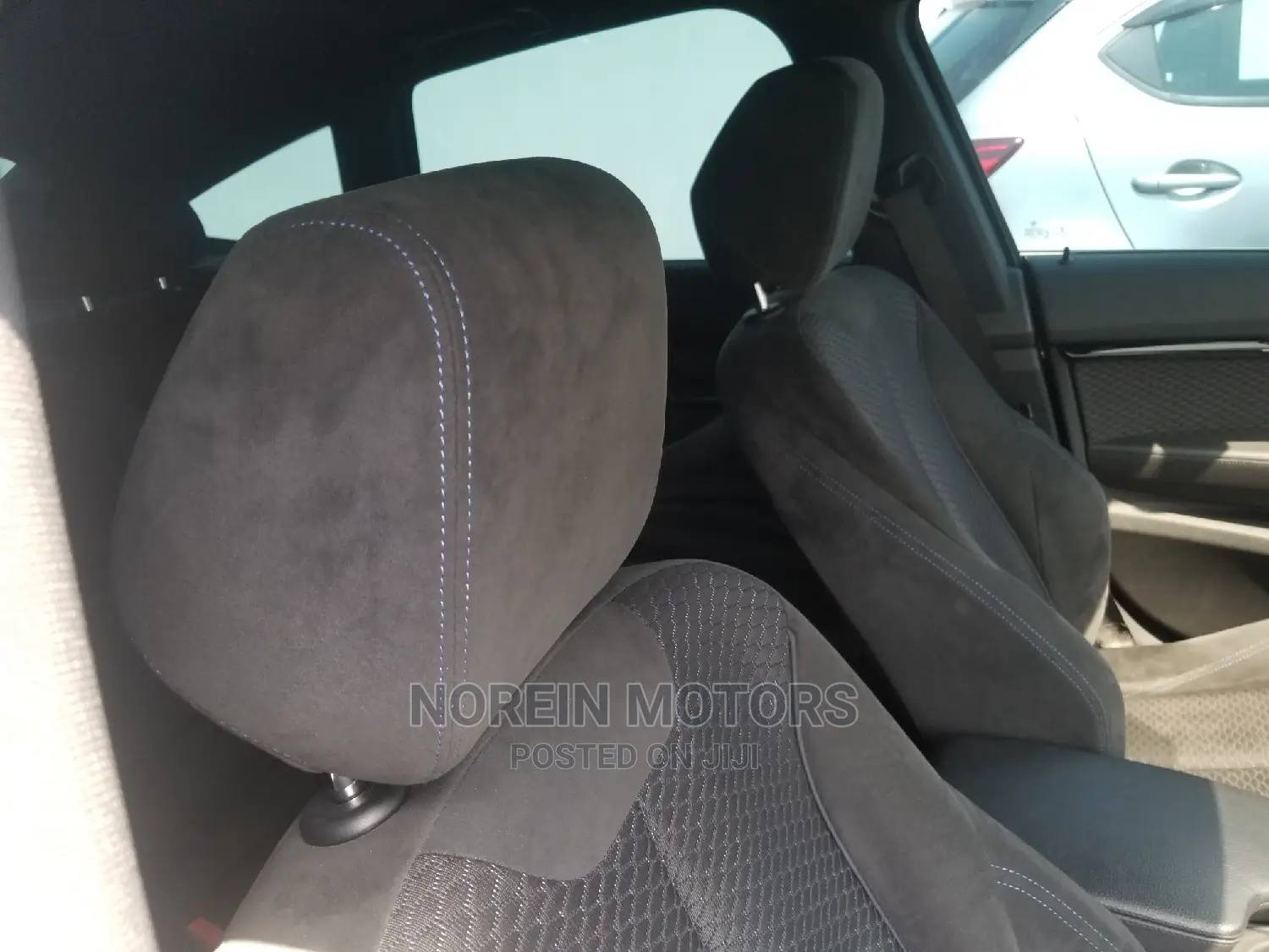 BMW 320i 2015 Matt Black
