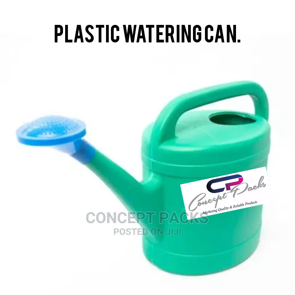 8ltr Concepts Plastic Watering Can.