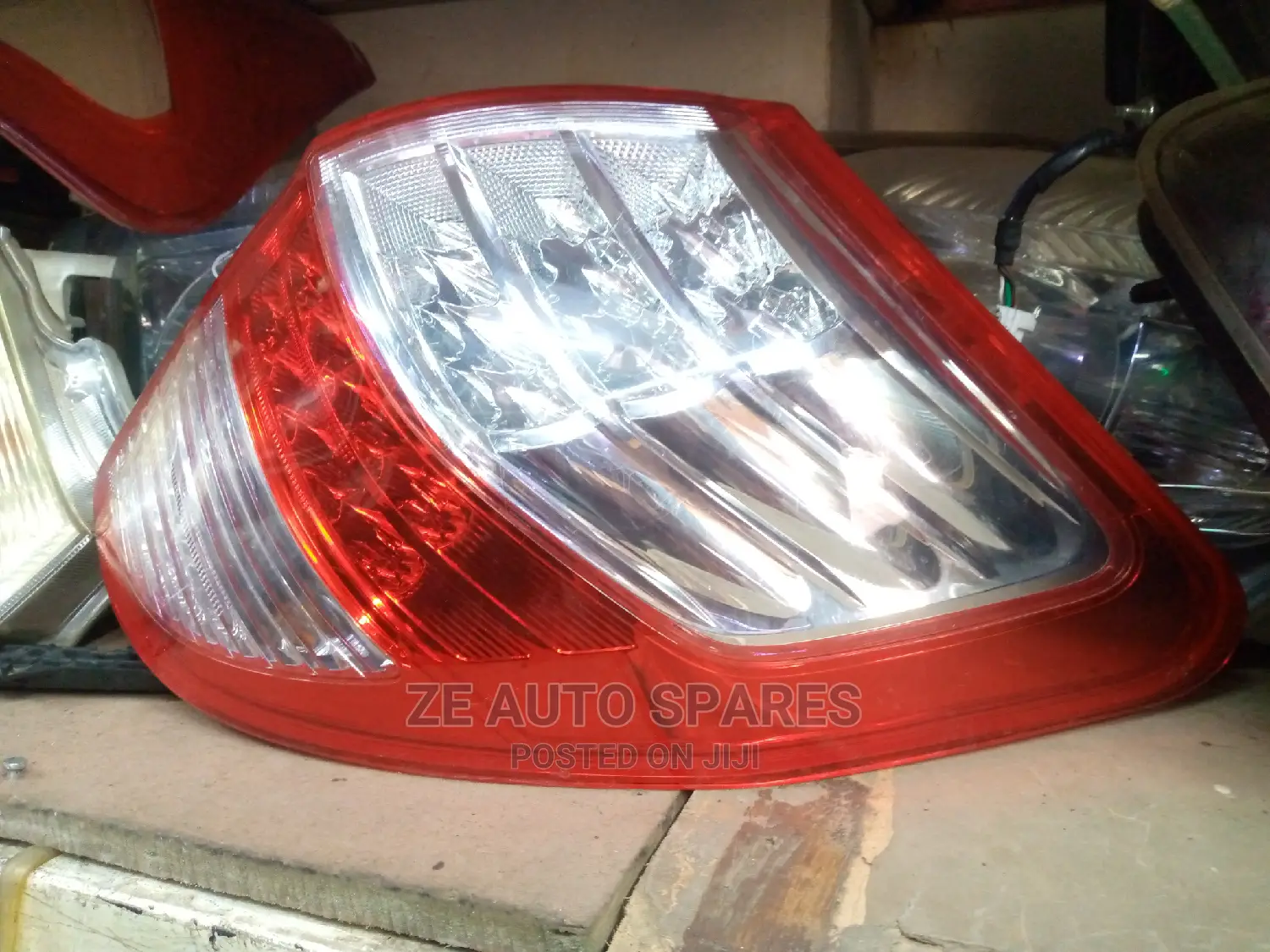 Toyota Vanguard Taillight