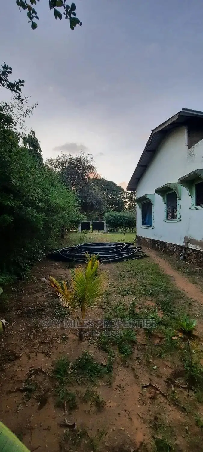 3bdrm Bungalow in Jumba Ruins Way, Mtwapa for sale